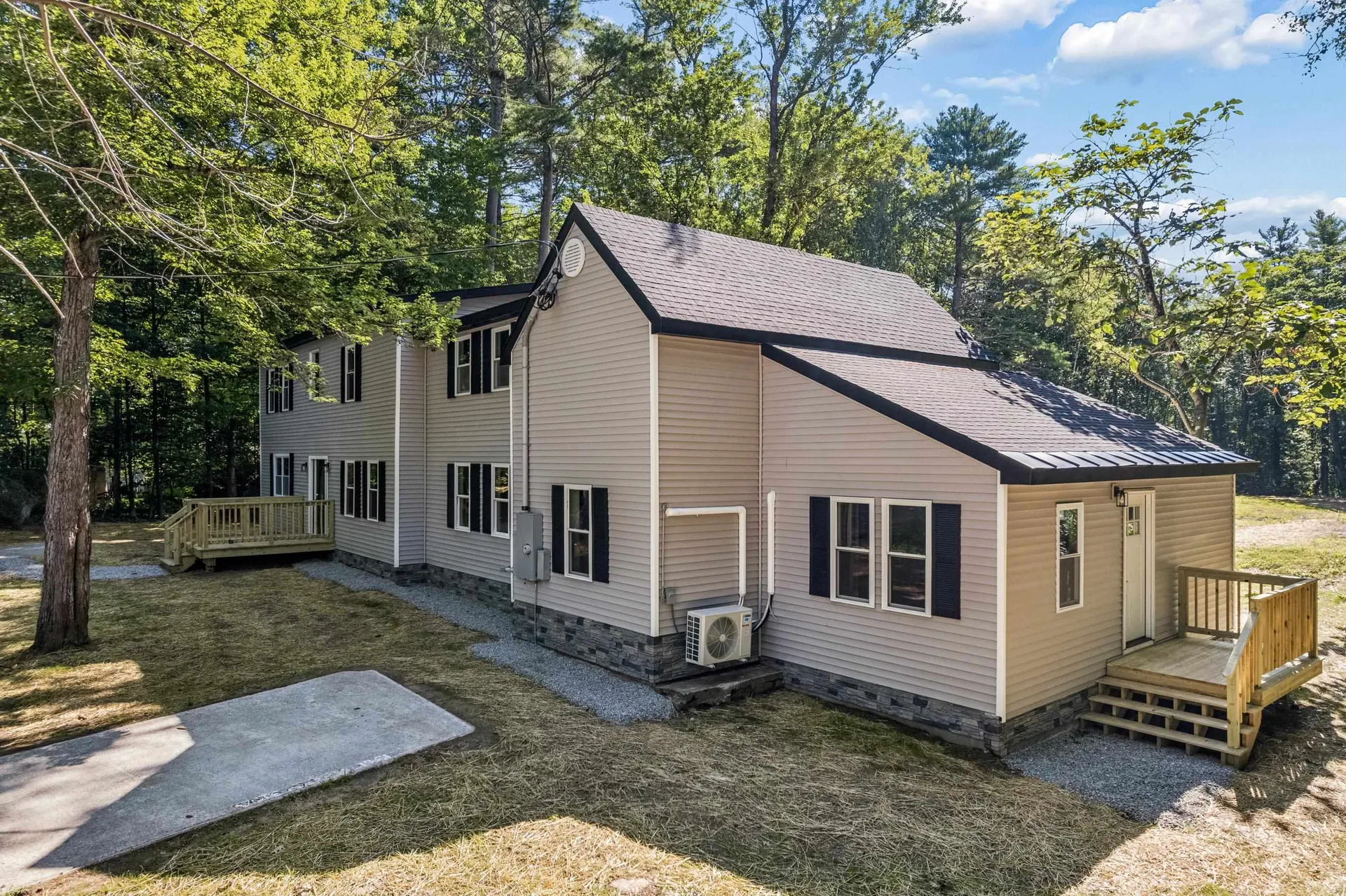 1305 Old Hillsboro Road Henniker NH 03242