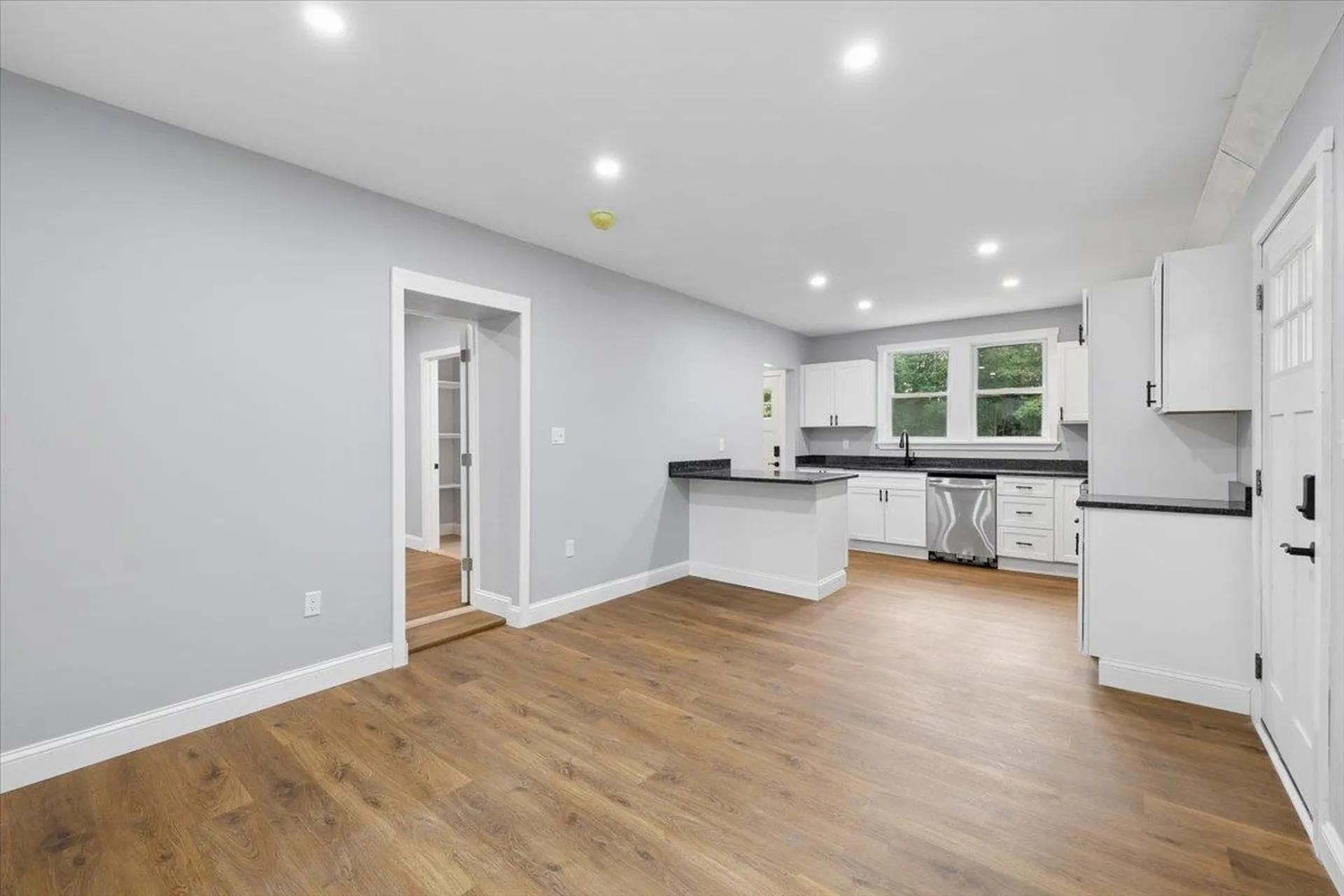 1305 Old Hillsboro Road Henniker NH 03242