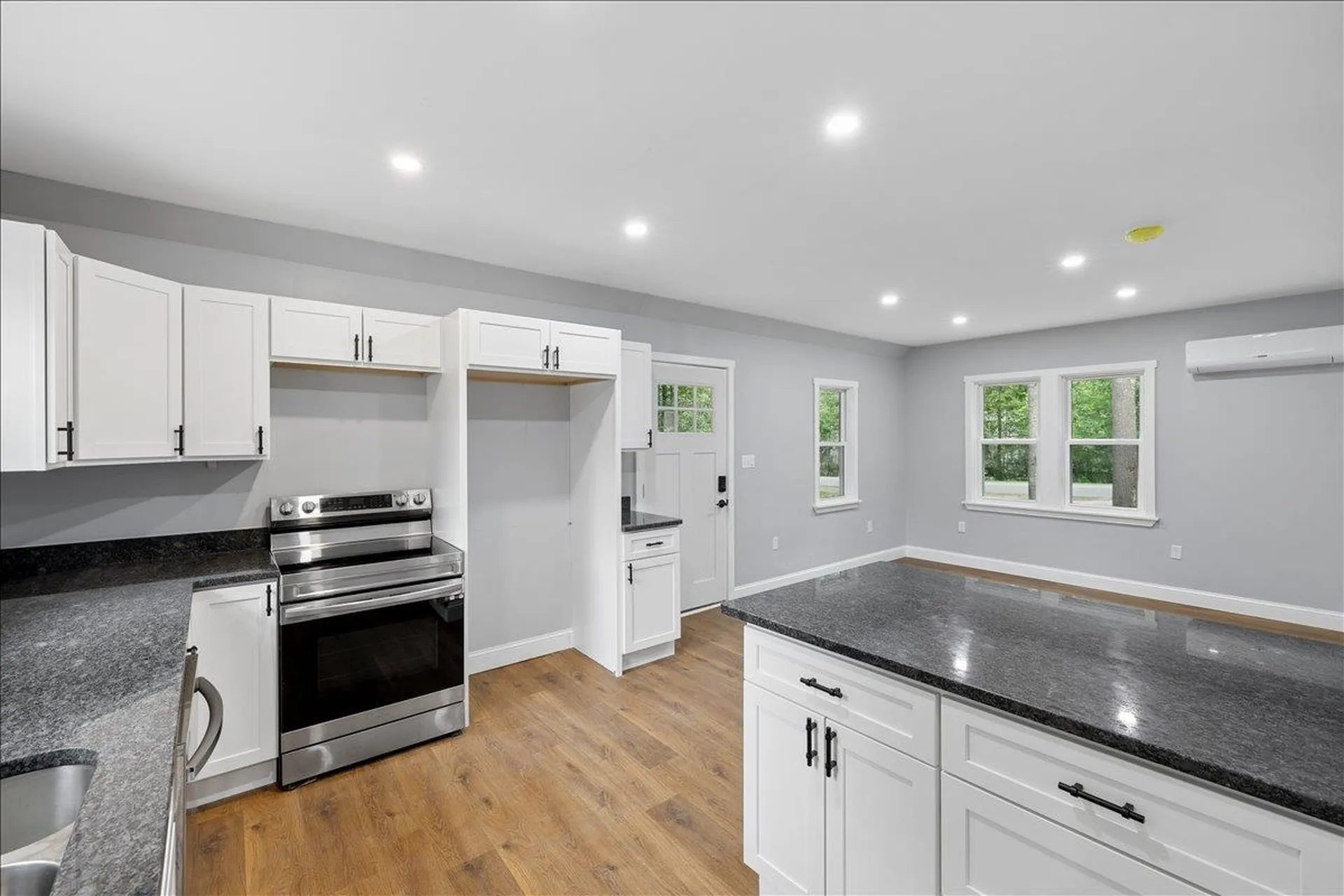 1305 Old Hillsboro Road Henniker NH 03242