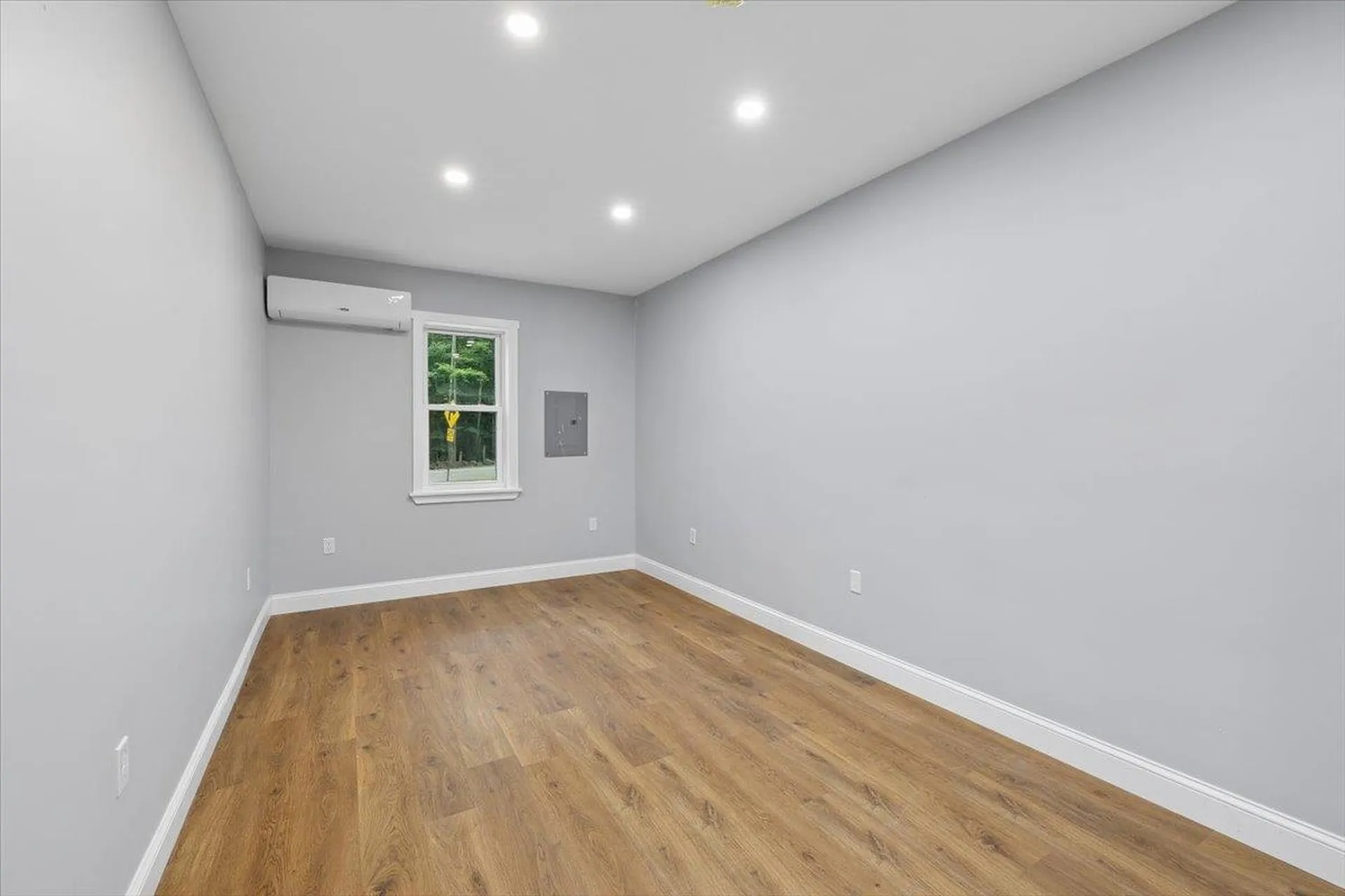 1305 Old Hillsboro Road Henniker NH 03242