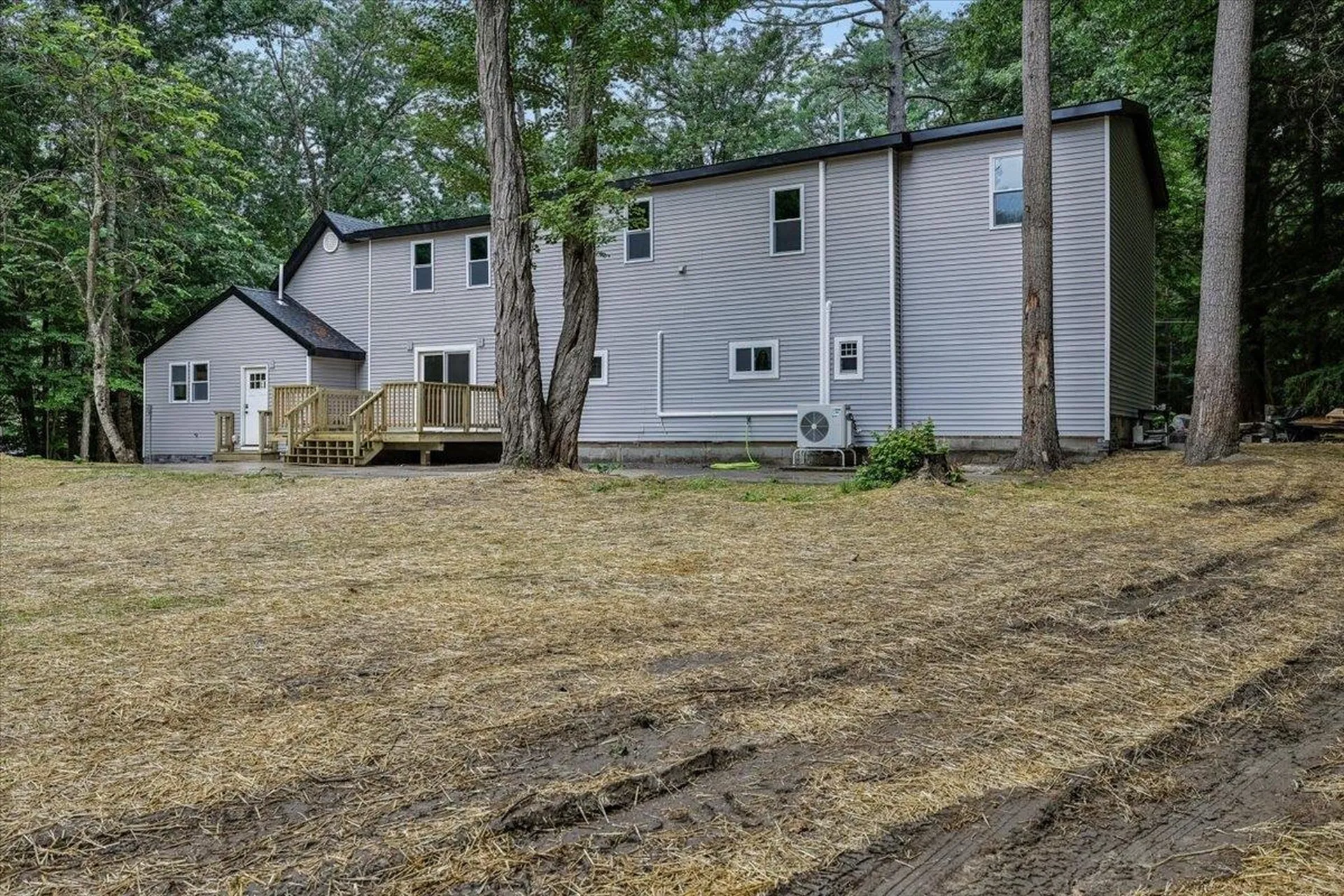 1305 Old Hillsboro Road Henniker NH 03242