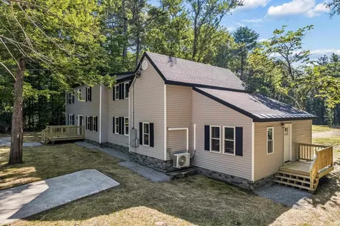 1305 Old Hillsboro Road Henniker NH 03242