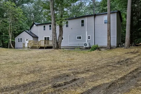 1305 Old Hillsboro Road Henniker NH 03242