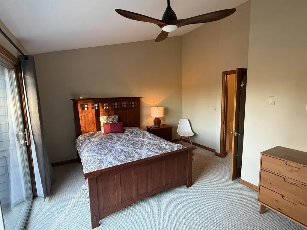 25 Apple Lane Hollis NH 03049