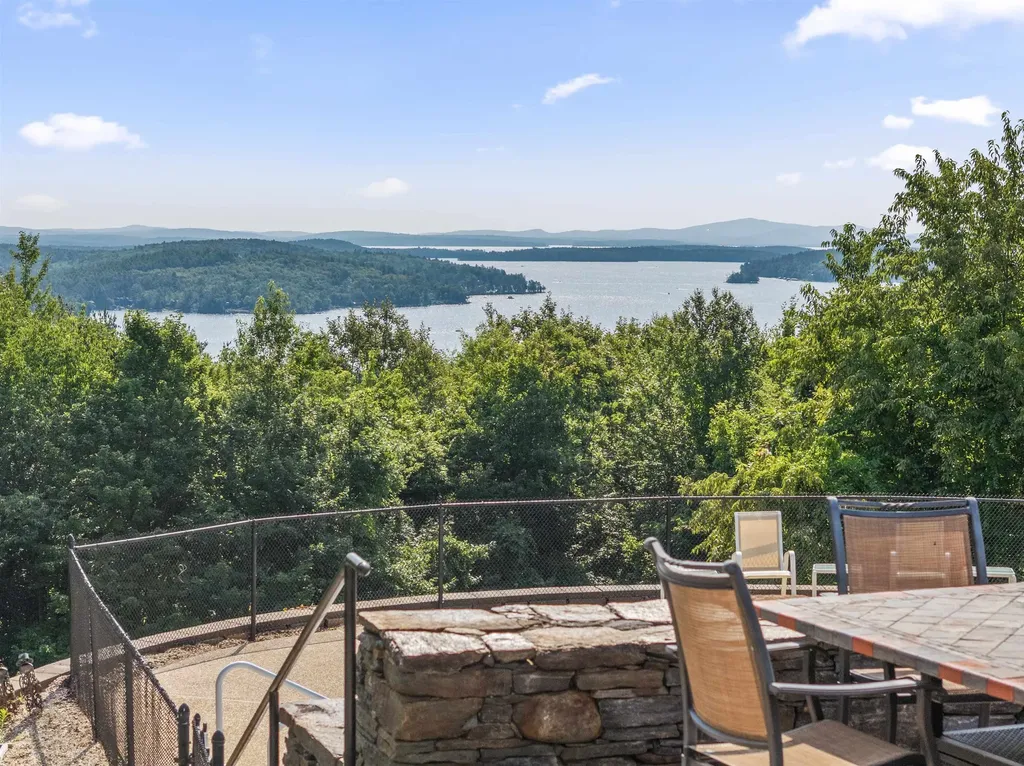 56 Tracy Way Meredith NH 03253