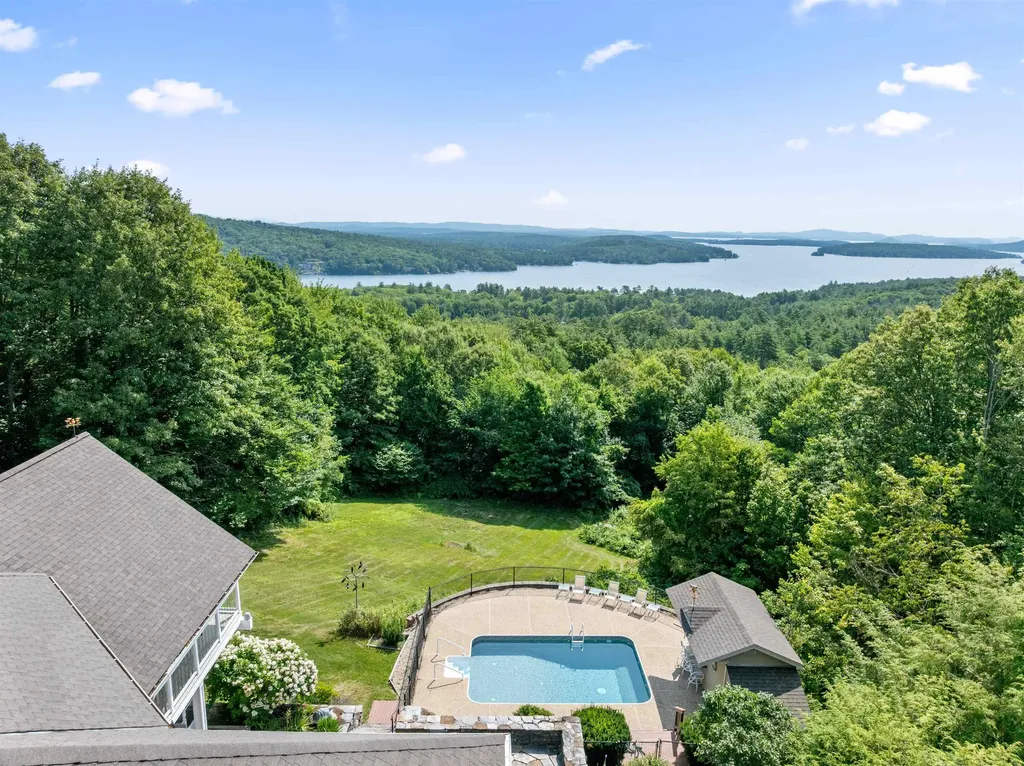 56 Tracy Way Meredith NH 03253