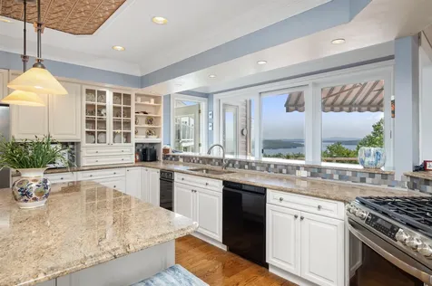 56 Tracy Way Meredith NH 03253