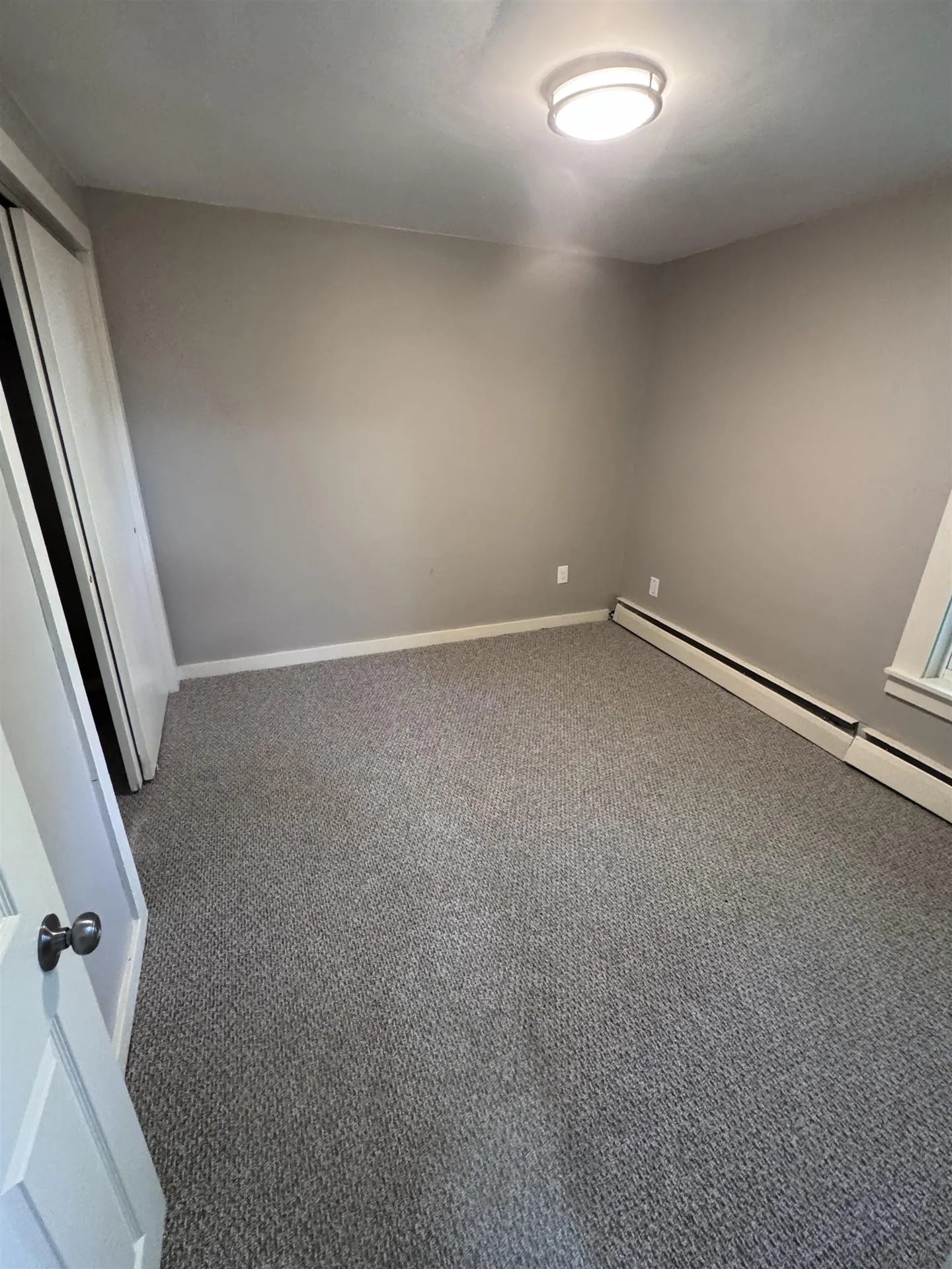 35 South Street Claremont NH 03743