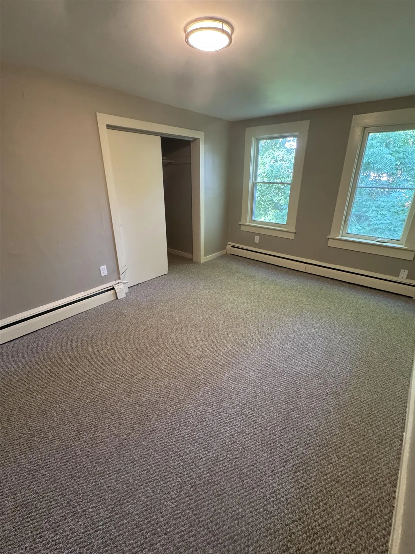 35 South Street Claremont NH 03743