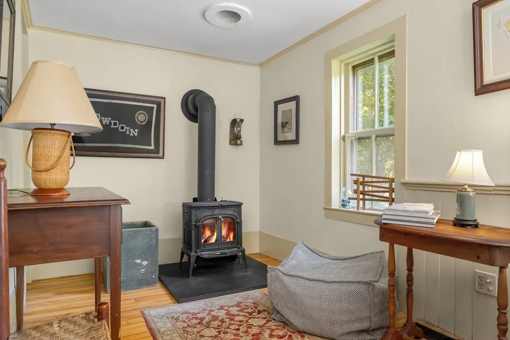 31 Mill Road Warren VT 05674