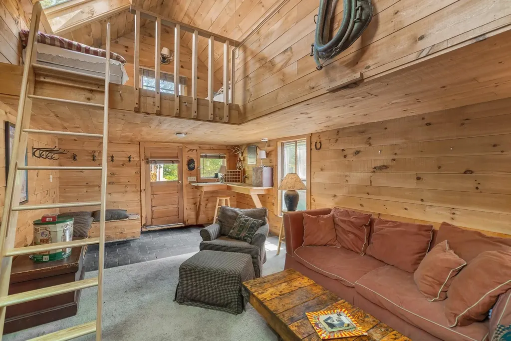 31 Mill Road Warren VT 05674