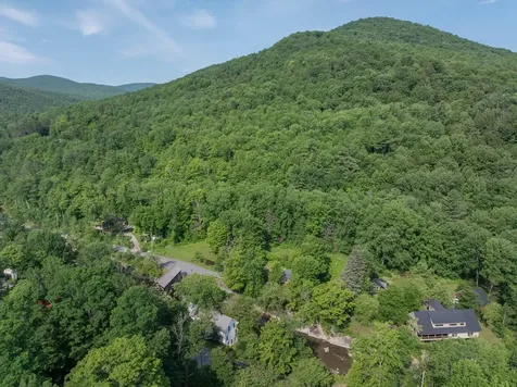 31 Mill Road Warren VT 05674