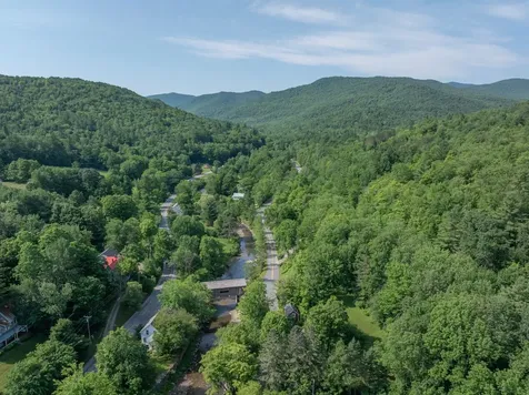 31 Mill Road Warren VT 05674