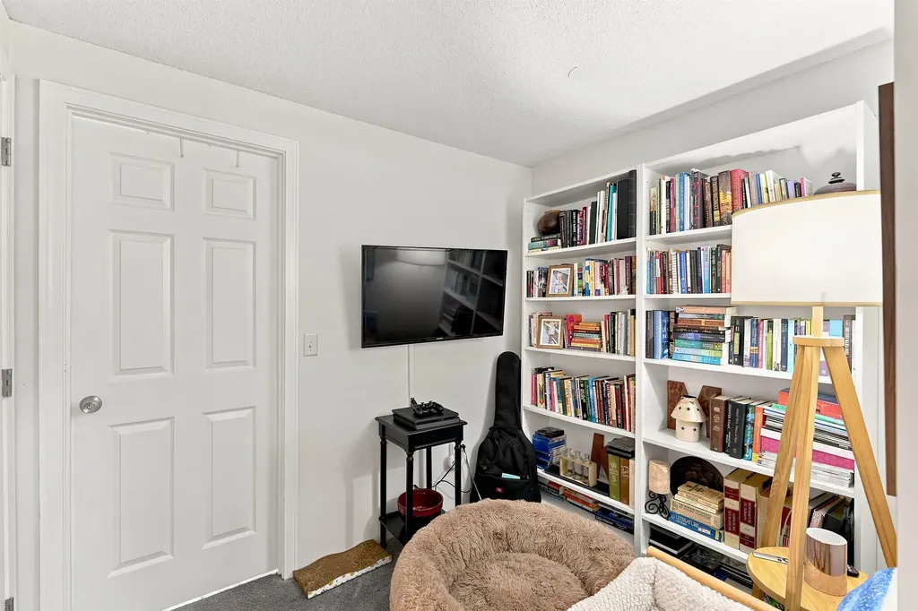 12 Vinton Drive Concord NH 03303
