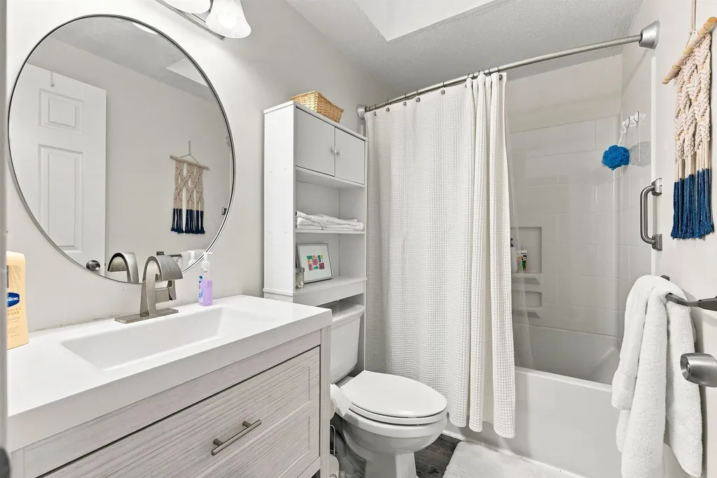 12 Vinton Drive Concord NH 03303