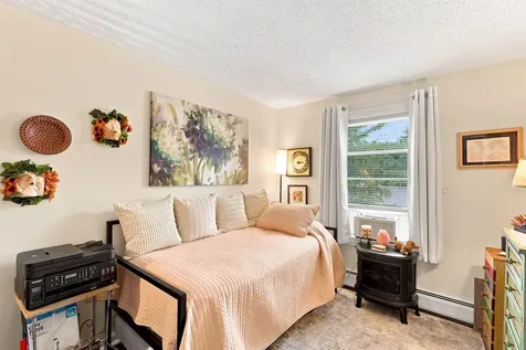 12 Vinton Drive Concord NH 03303