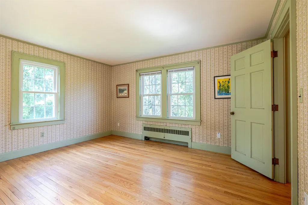 38 Putney Hill Road Hopkinton NH 03229