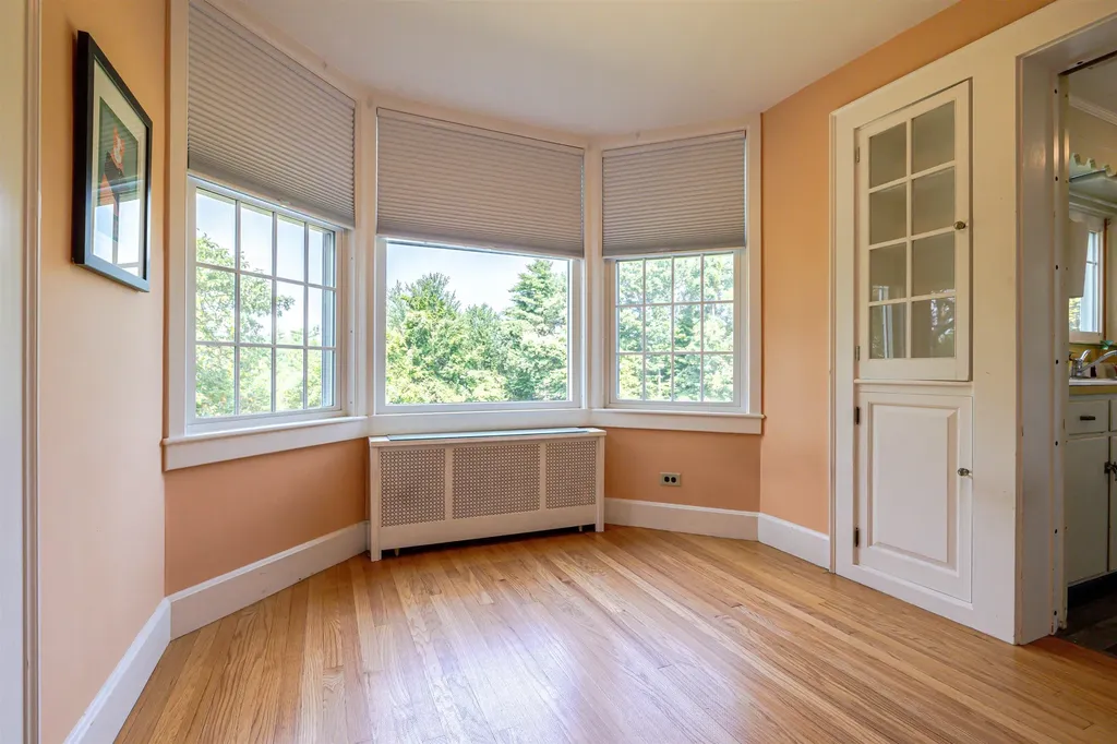 38 Putney Hill Road Hopkinton NH 03229