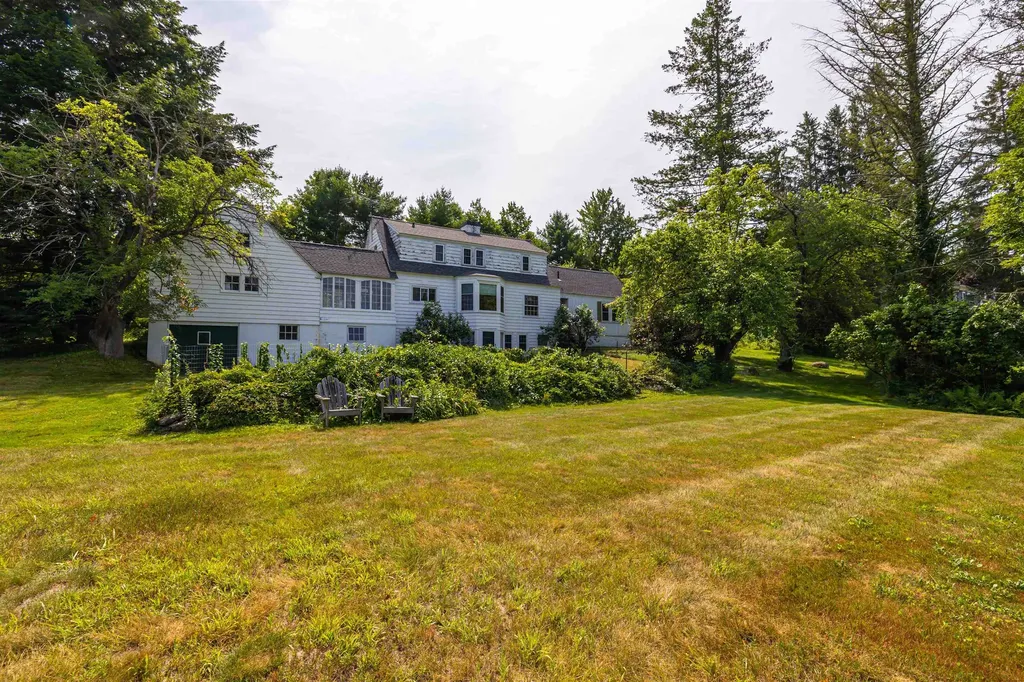38 Putney Hill Road Hopkinton NH 03229