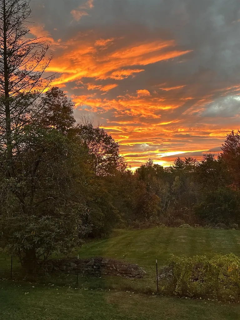 38 Putney Hill Road Hopkinton NH 03229