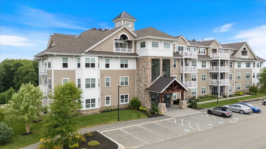 7 Longview Drive Atkinson NH 03811