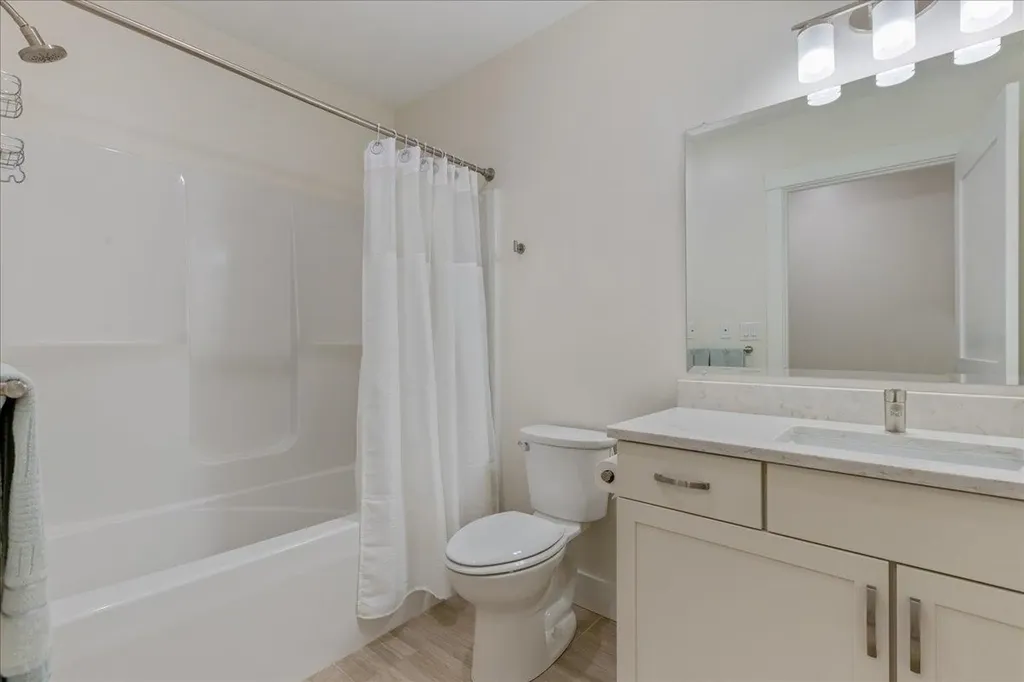 7 Longview Drive Atkinson NH 03811