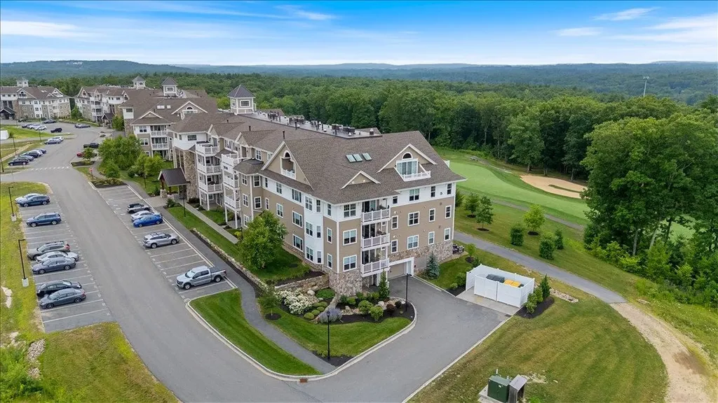 7 Longview Drive Atkinson NH 03811