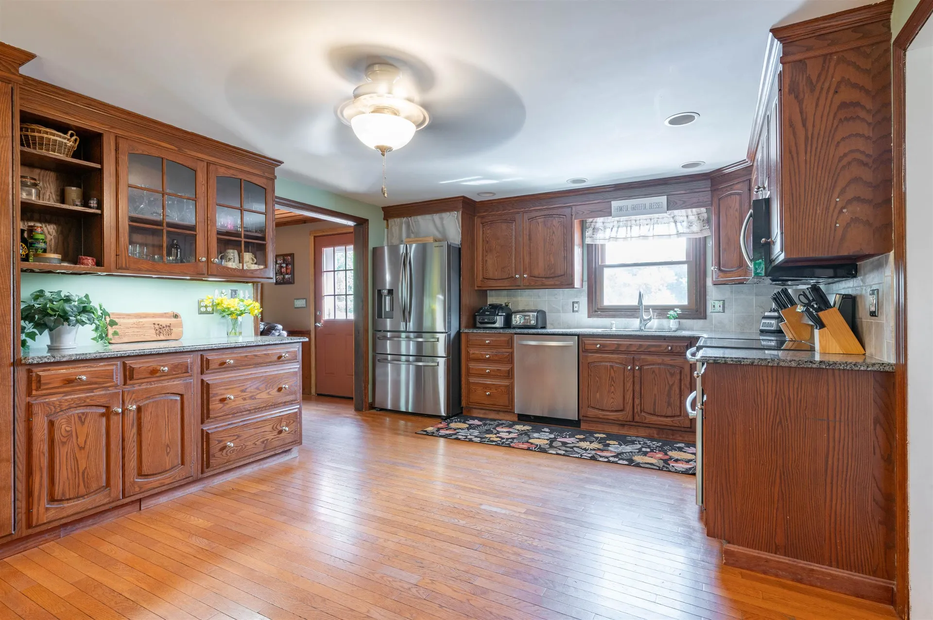 8 Sullivan Road Hudson NH 03051