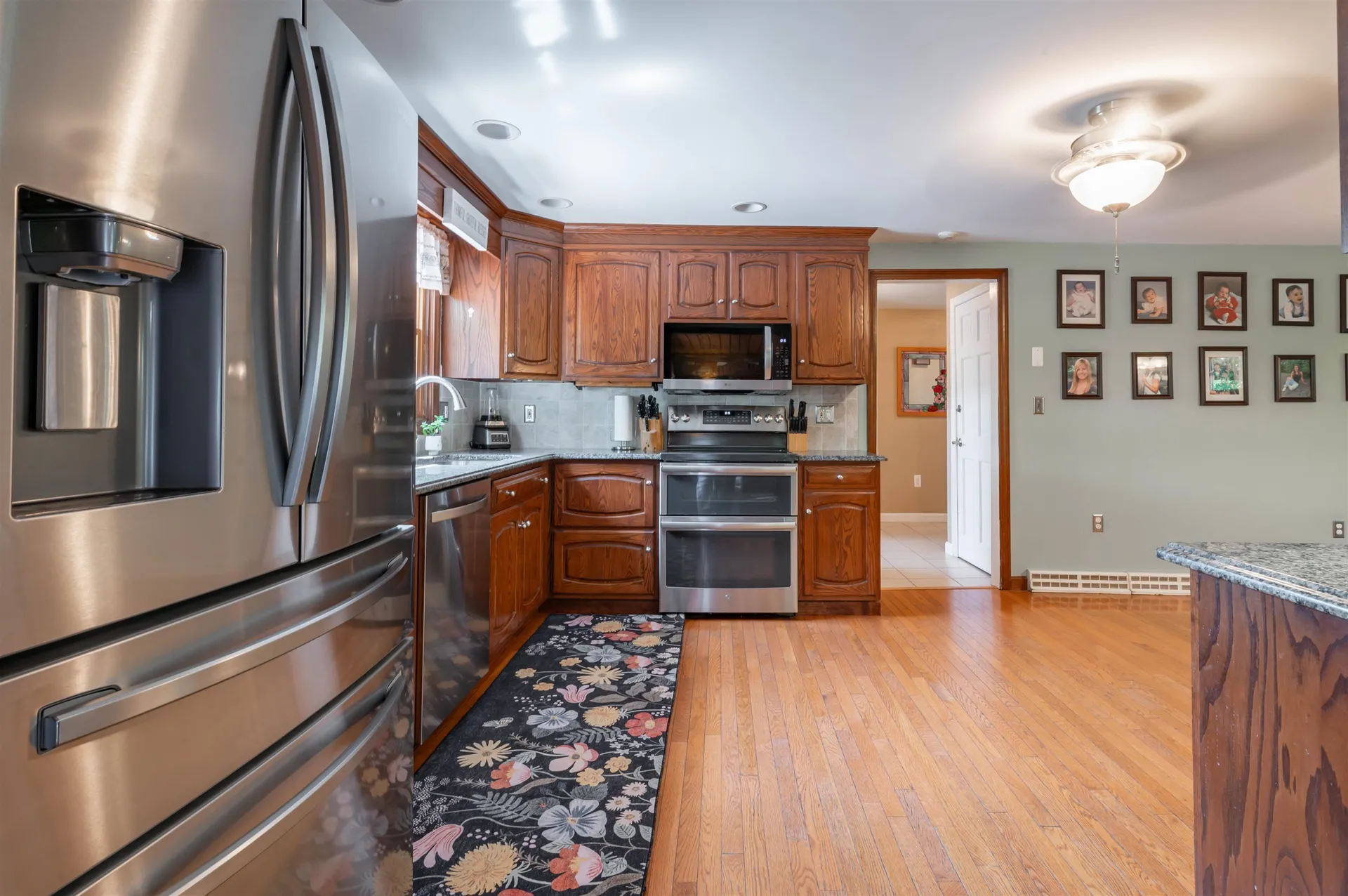 8 Sullivan Road Hudson NH 03051