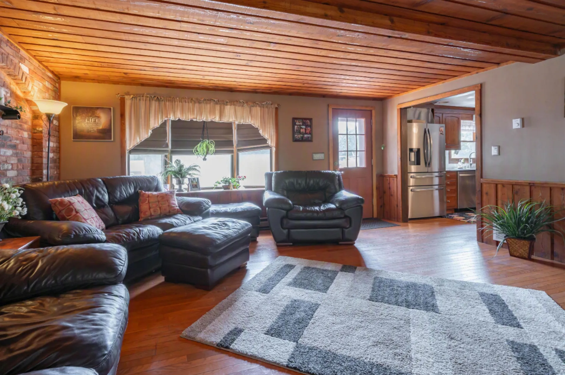 8 Sullivan Road Hudson NH 03051