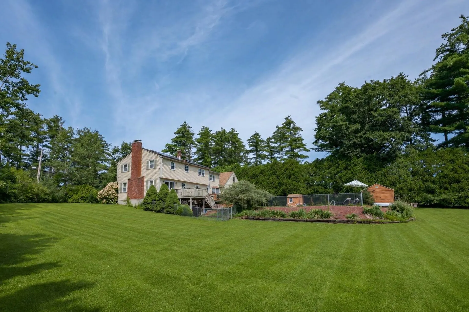 8 Sullivan Road Hudson NH 03051