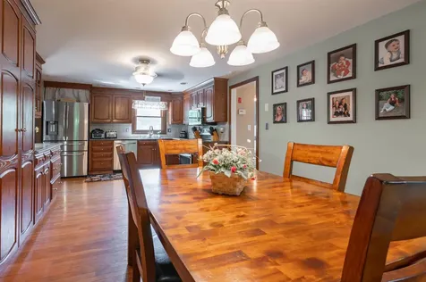 8 Sullivan Road Hudson NH 03051