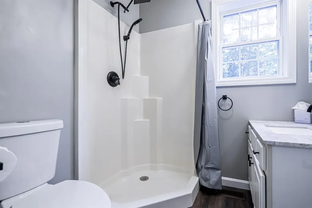 121 Twist Hill Road Dunbarton NH 03046