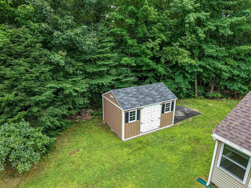 121 Twist Hill Road Dunbarton NH 03046
