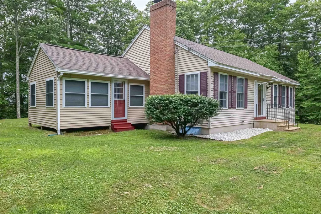 121 Twist Hill Road Dunbarton NH 03046