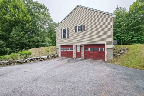 121 Twist Hill Road Dunbarton NH 03046