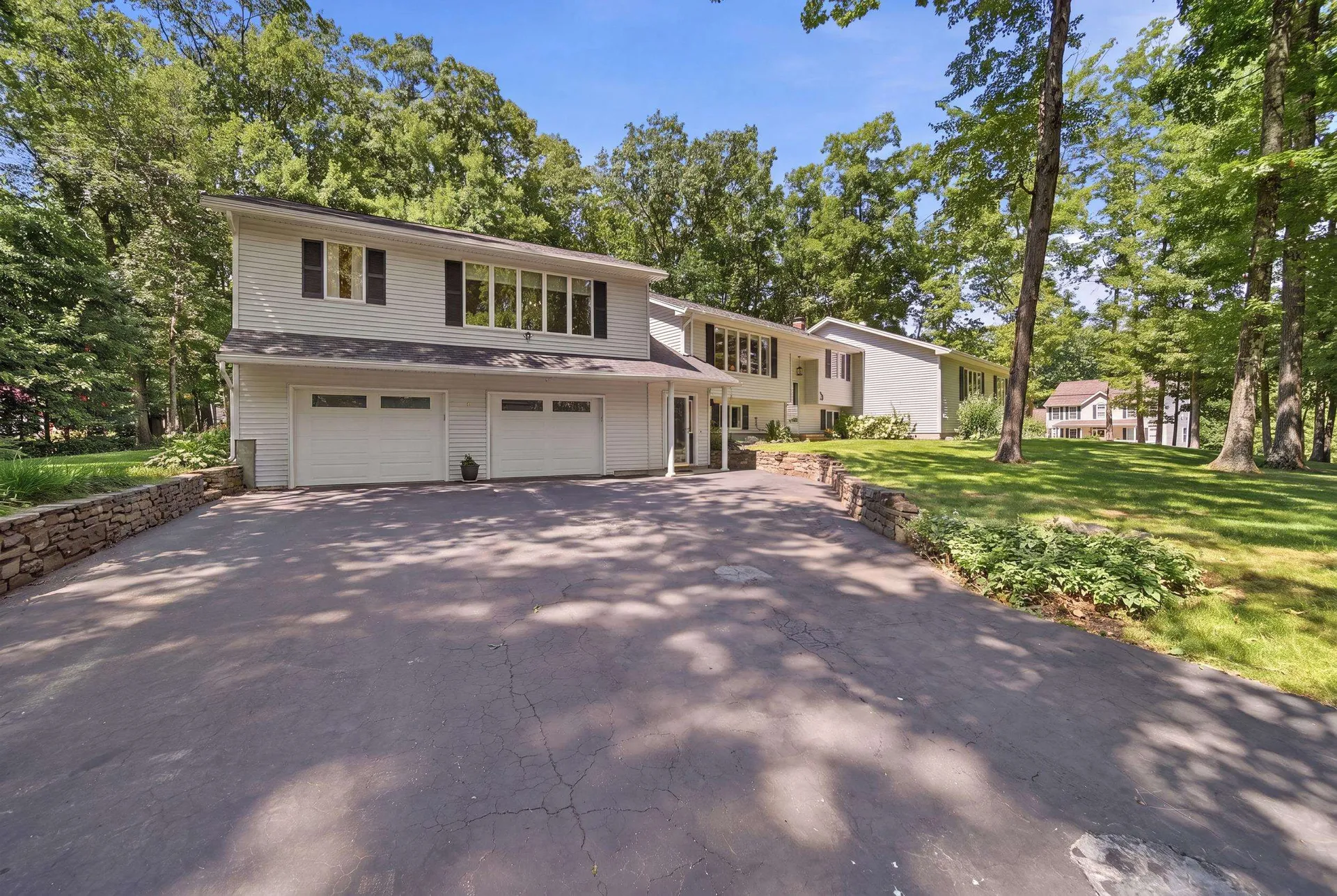 1 Rock Forest Drive Hooksett NH 03106