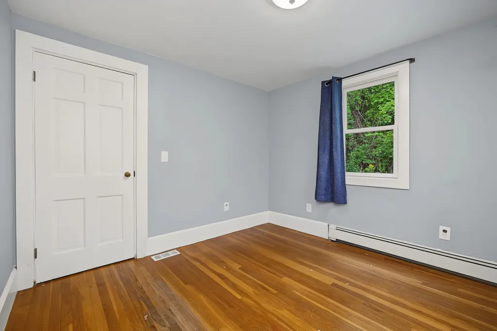 10 Academy Avenue Atkinson NH 03811