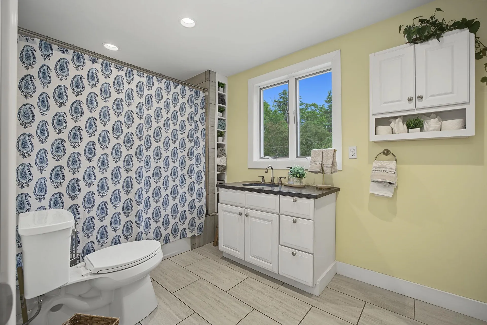 10 Academy Avenue Atkinson NH 03811