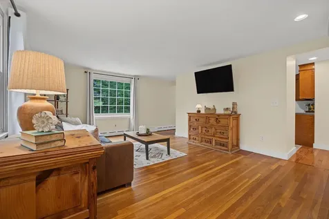 10 Academy Avenue Atkinson NH 03811