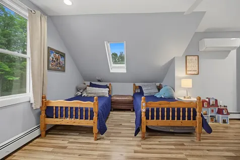 10 Academy Avenue Atkinson NH 03811