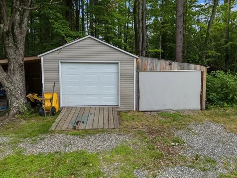 10 Academy Avenue Atkinson NH 03811