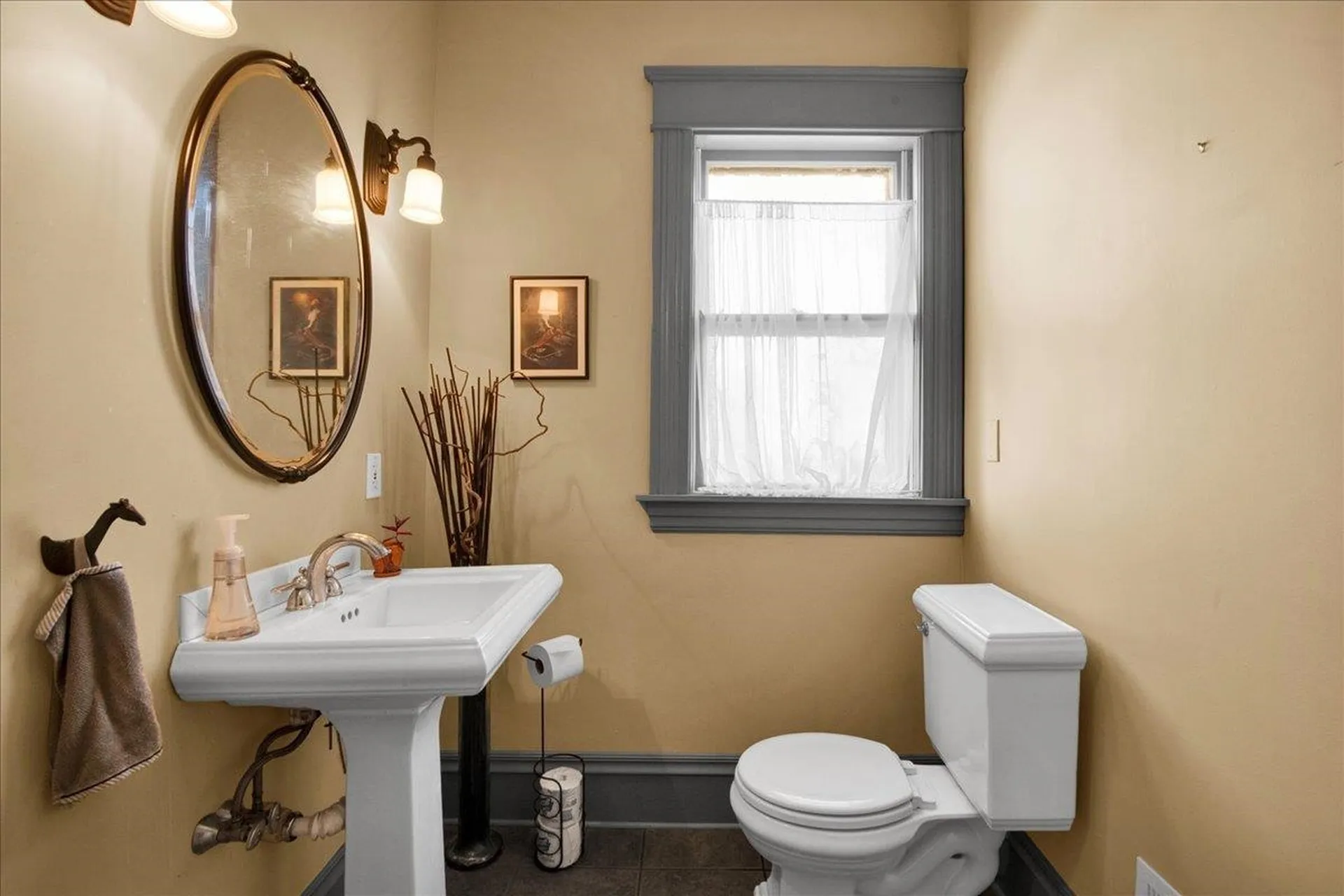 16 Isham Street Burlington VT 05401