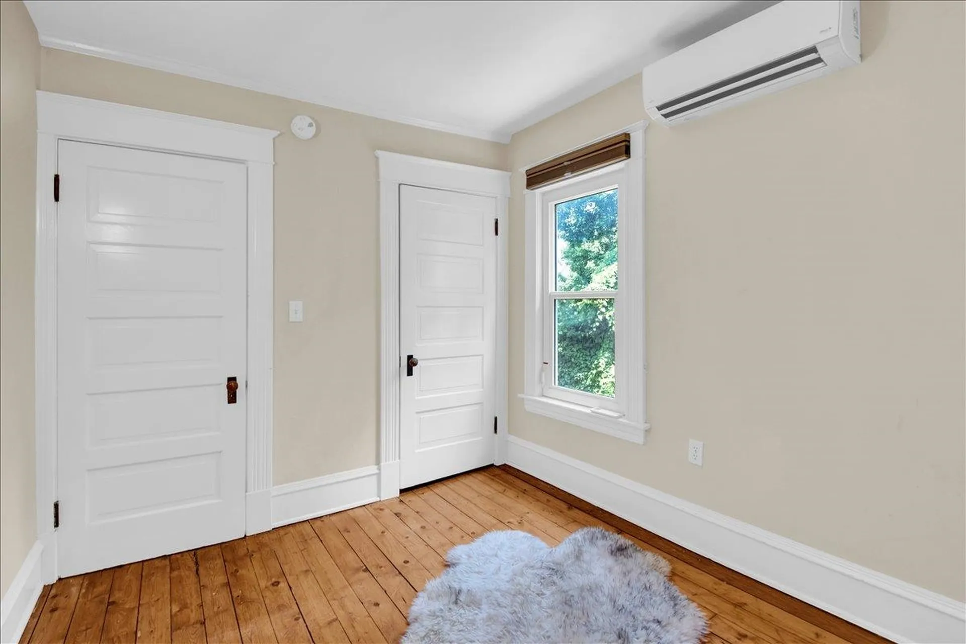 16 Isham Street Burlington VT 05401