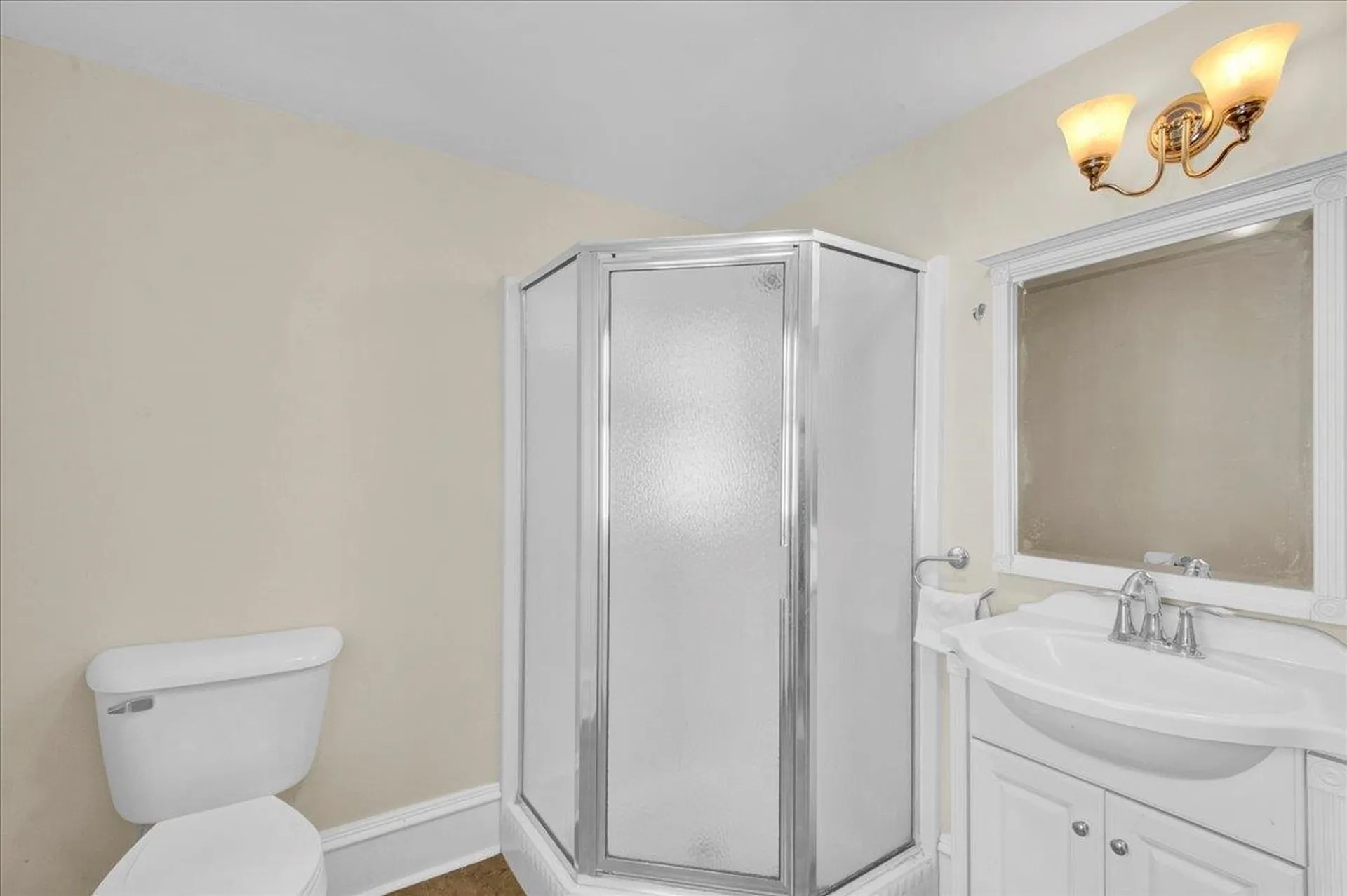 16 Isham Street Burlington VT 05401