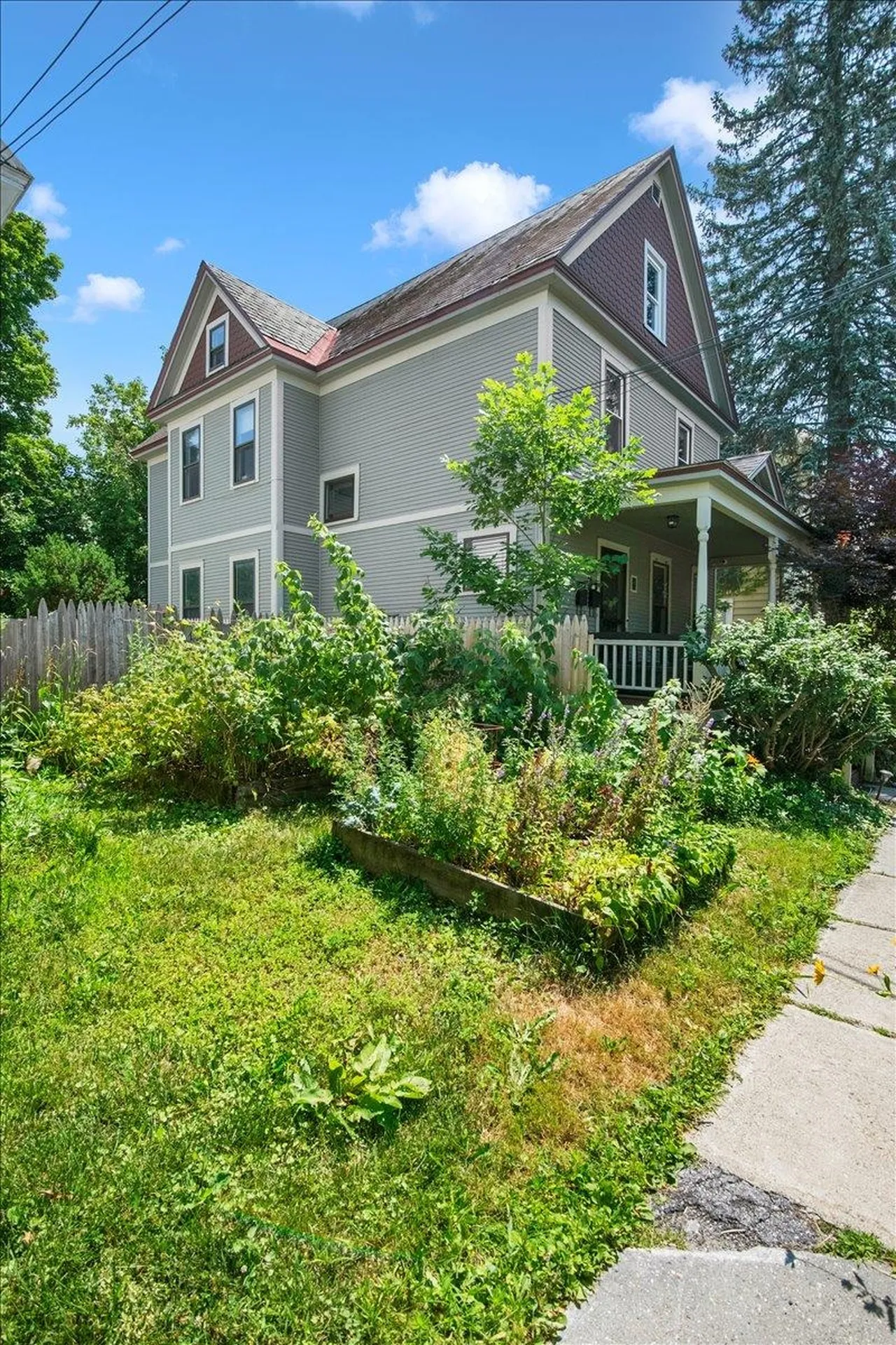 16 Isham Street Burlington VT 05401