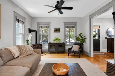 16 Isham Street Burlington VT 05401