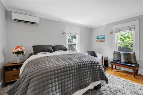 16 Isham Street Burlington VT 05401