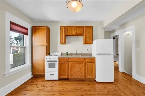 16 Isham Street Burlington VT 05401
