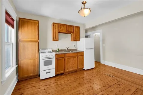16 Isham Street Burlington VT 05401